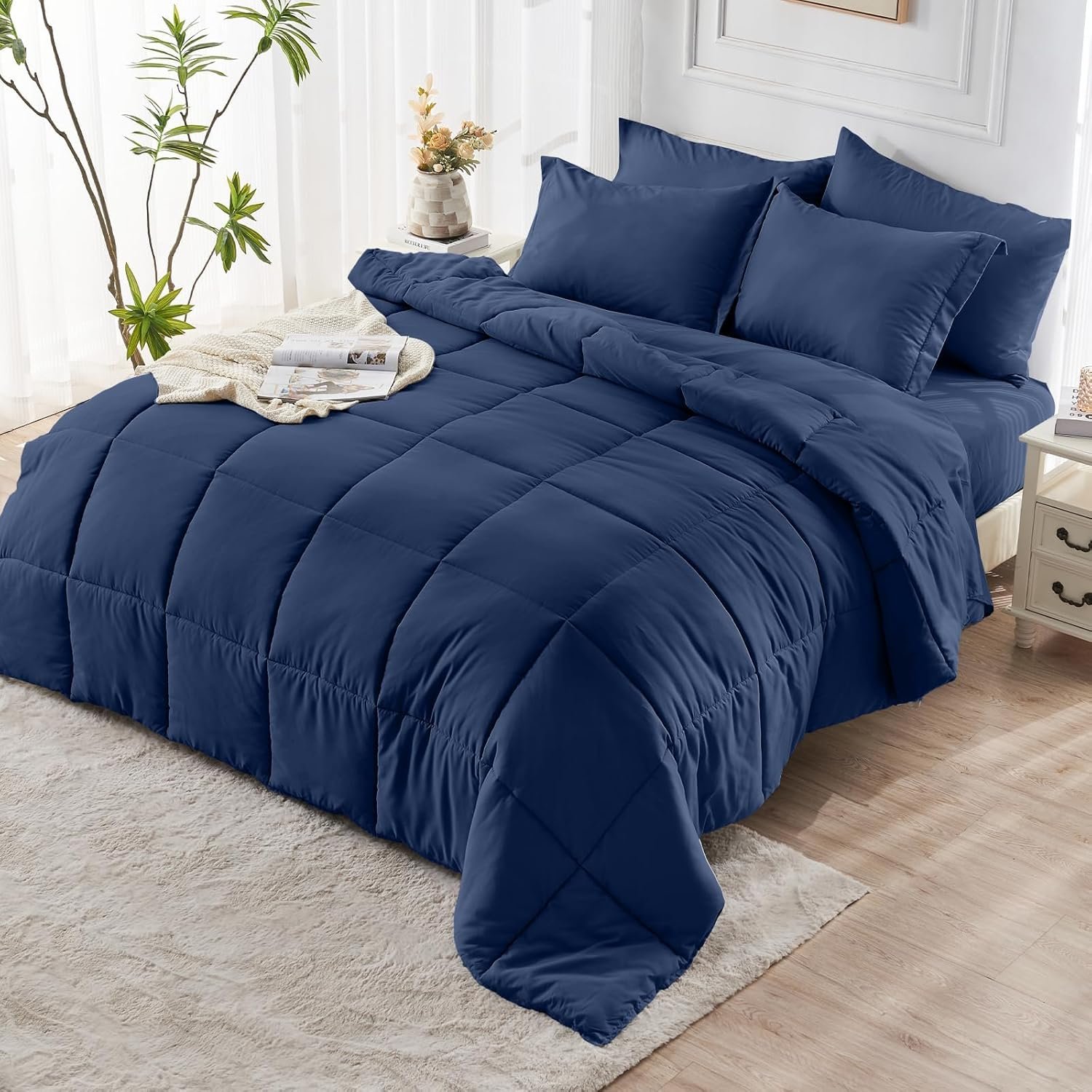 KUSTOMDECO Down Alternative 4Pcs Comforter Set Navy Blue – Ultra Soft Microfiber Duvet with 250GSM Filling – King Size 240x260 cm – Lightweight, Breathable & Hypoallergenic Bedding for All Seasons - Image 8