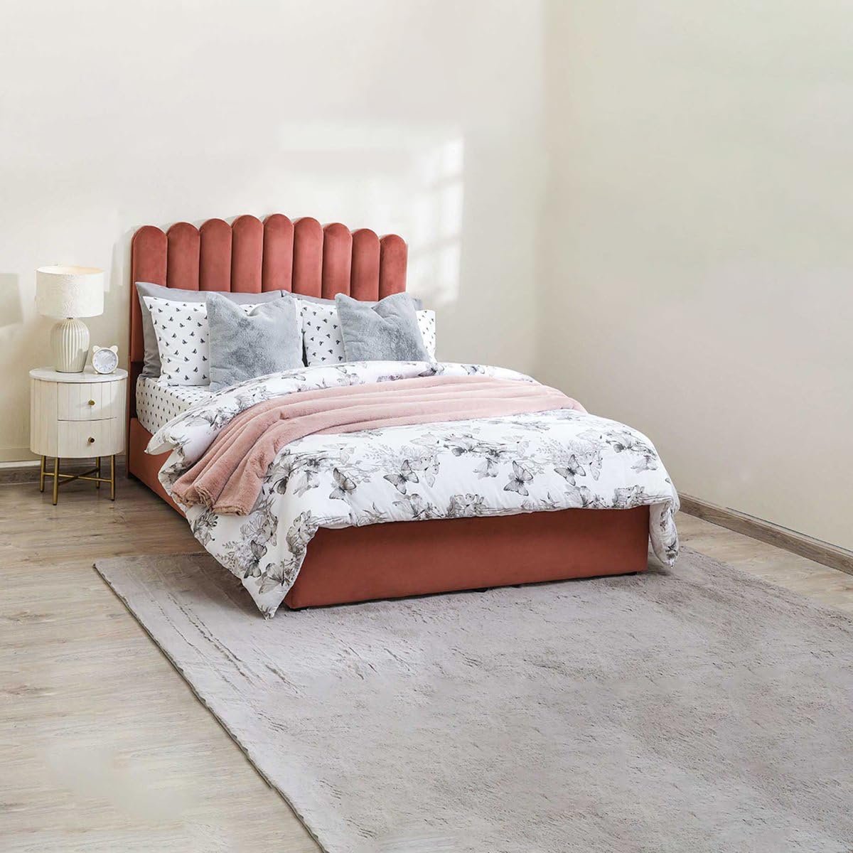 Karnak Almira Upholstered Velvet Bed Frame Bedroom Furniture Strong And Sturdy Modern Design Wooden Bed | Quiet & Comfortable Bed (Eu - Single 90x200cm, Pink) - Image 2